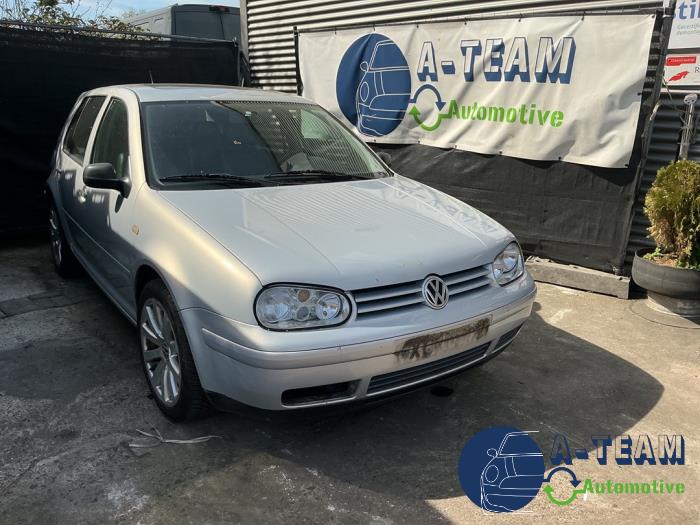 Volkswagen Golf IV 2.3 V5 GTI Vehículo de desguace (1998, Gris)