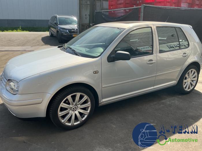 Volkswagen Golf IV 2.3 V5 GTI Vehículo de desguace (1998, Gris)