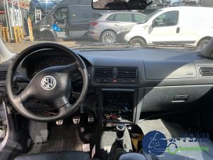 Volkswagen Golf IV 2.3 V5 GTI Vehículo de desguace (1998, Gris)