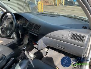 Volkswagen Golf IV 2.3 V5 GTI Vehículo de desguace (1998, Gris)