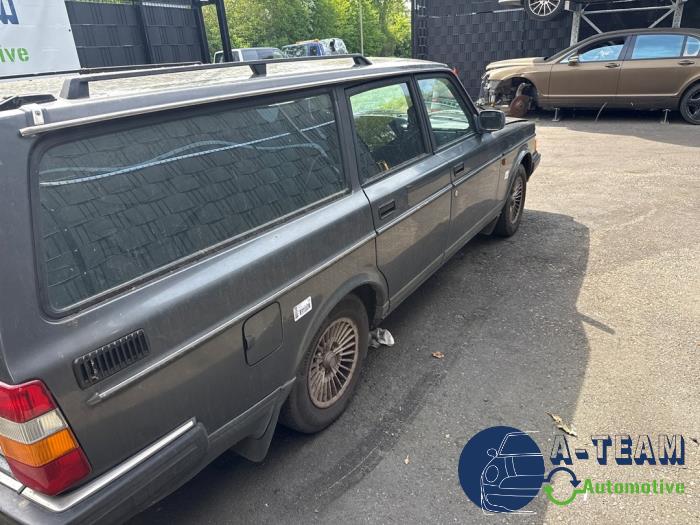Volvo 240/245 240 Vehículo de desguace (1991, Gris)