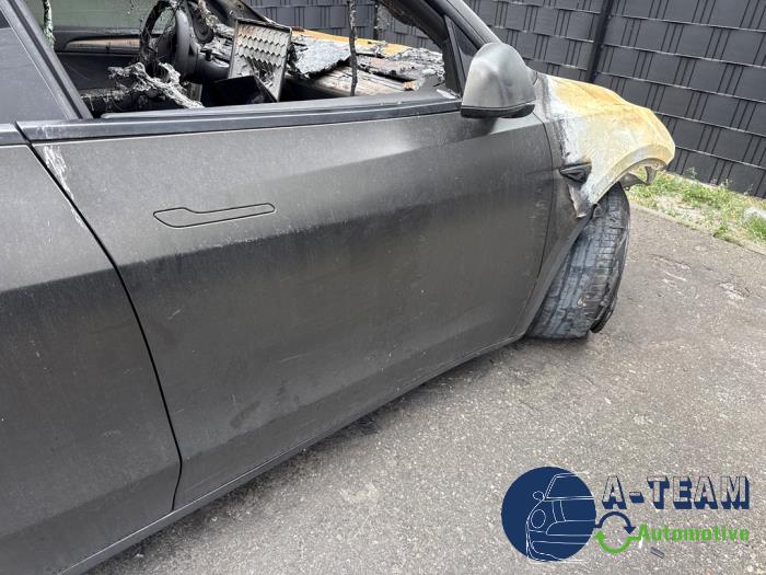 Tesla Model Y Long Range,Performance Vehículo de desguace (2023, Negro)