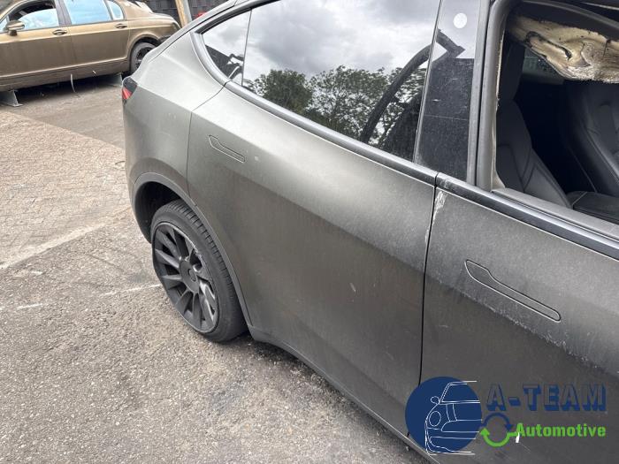 Tesla Model Y Long Range,Performance Vehículo de desguace (2023, Negro)