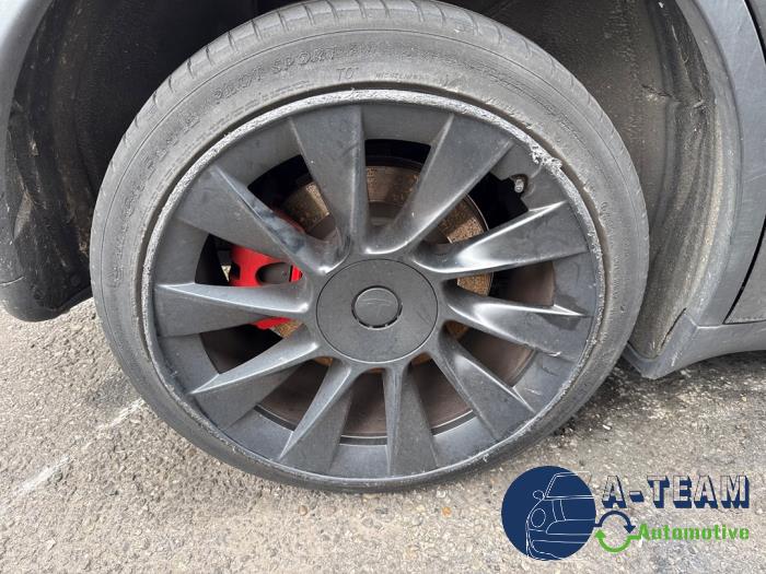 Tesla Model Y Long Range,Performance Vehículo de desguace (2023, Negro)