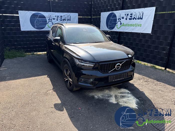 Volvo XC40 1.5 T5 Plug-in Hybrid 16V  (Schrott)