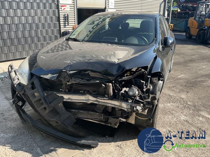 Renault Megane III Berline 1.5 dCi 110 Vehículo de desguace (2012, Negro)