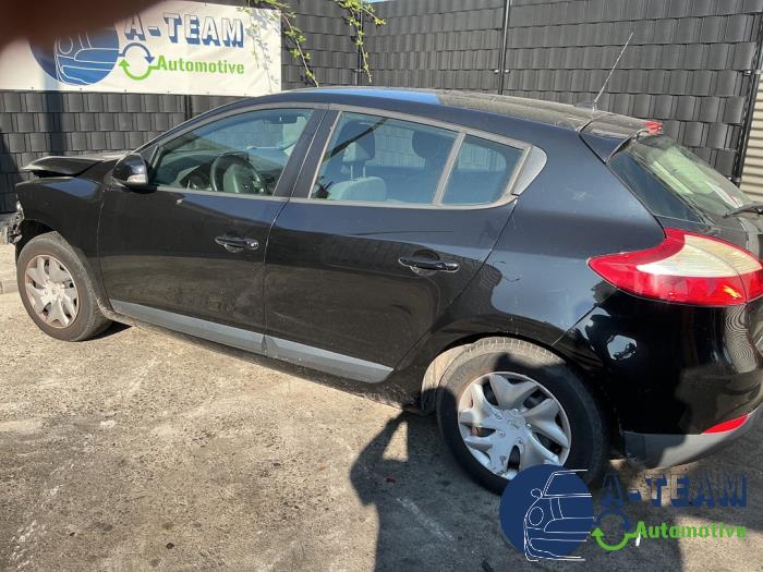 Renault Megane III Berline 1.5 dCi 110 Vehículo de desguace (2012, Negro)