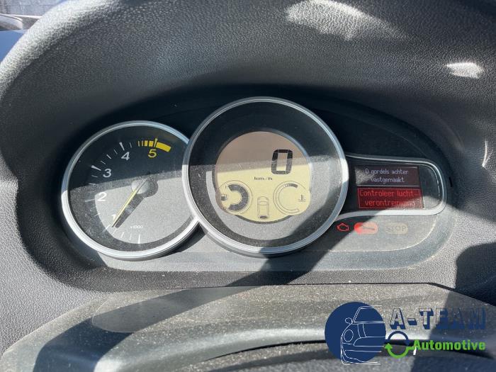 Renault Megane III Berline 1.5 dCi 110 Vehículo de desguace (2012, Negro)