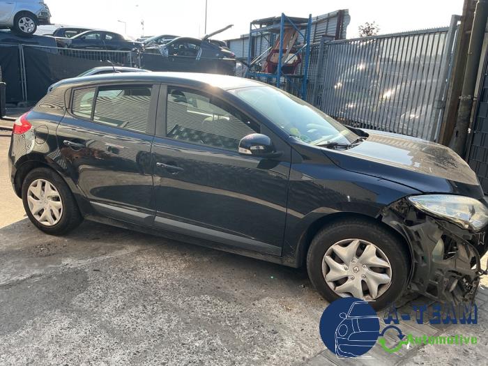 Renault Megane III Berline 1.5 dCi 110 Vehículo de desguace (2012, Negro)