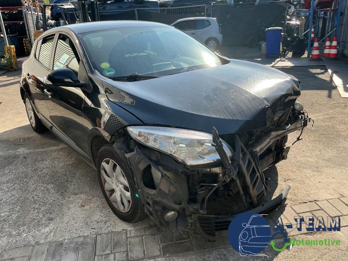 Renault Megane III Berline 1.5 dCi 110 Vehículo de desguace (2012, Negro)
