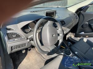 Renault Megane III Berline 1.5 dCi 110 Vehículo de desguace (2012, Negro)