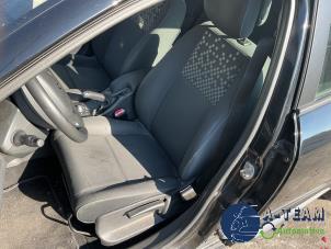 Renault Megane III Berline 1.5 dCi 110 Vehículo de desguace (2012, Negro)