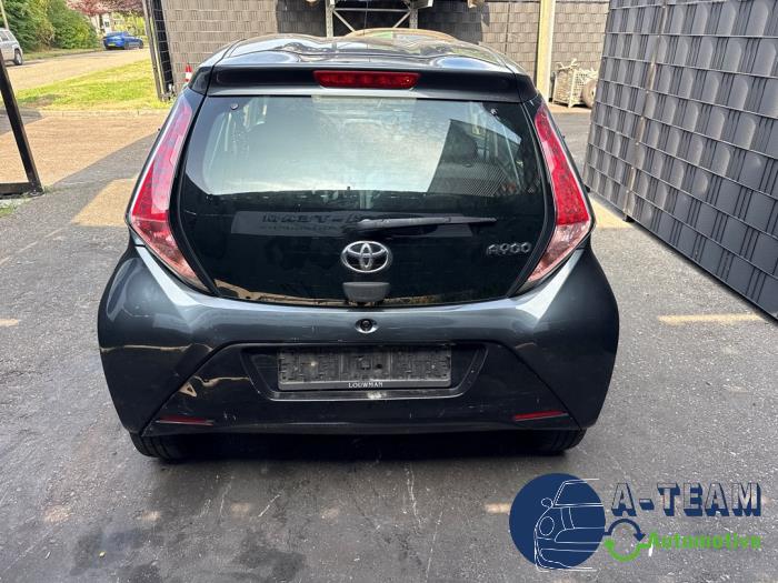 Toyota Aygo 1.0 12V VVT-i Vehículo de desguace (2015, Gris)