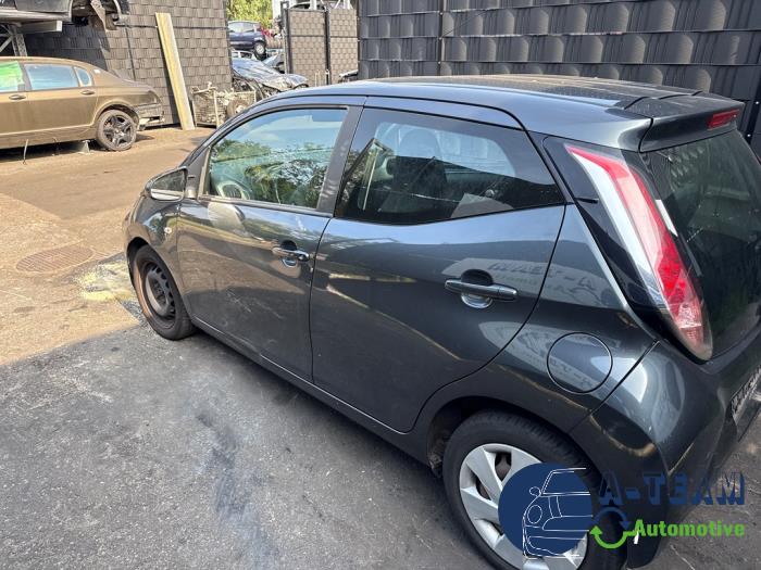 Toyota Aygo 1.0 12V VVT-i Vehículo de desguace (2015, Gris)