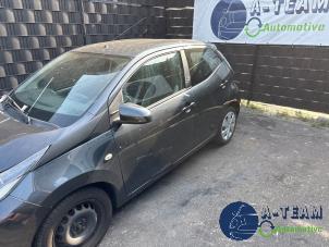 Toyota Aygo 1.0 12V VVT-i Vehículo de desguace (2015, Gris)