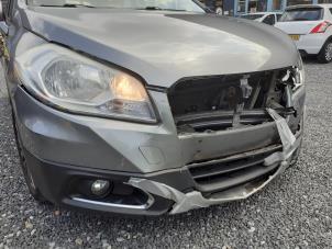 Suzuki SX4 S-Cross 1.6 16V AllGrip Épave (2014, Gris)