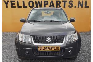 Suzuki Grand Vitara II 2.4 16V Épave (2008, Gris)