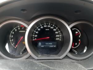 Suzuki Grand Vitara II 2.4 16V Épave (2008, Gris)