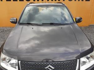 Suzuki Grand Vitara II 2.4 16V Épave (2008, Gris)