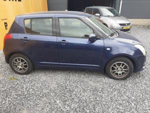 Suzuki Swift 1.3 VVT 16V Épave (2005, Bleu)