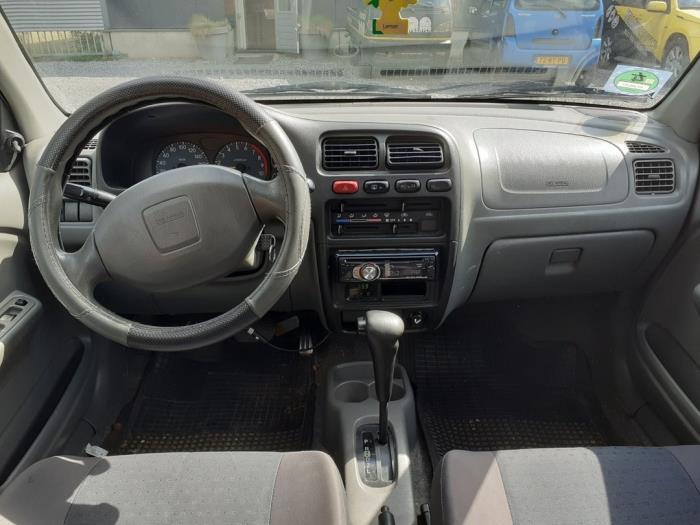 Suzuki Alto 1.1 16V Salvage vehicle (2006, Black)