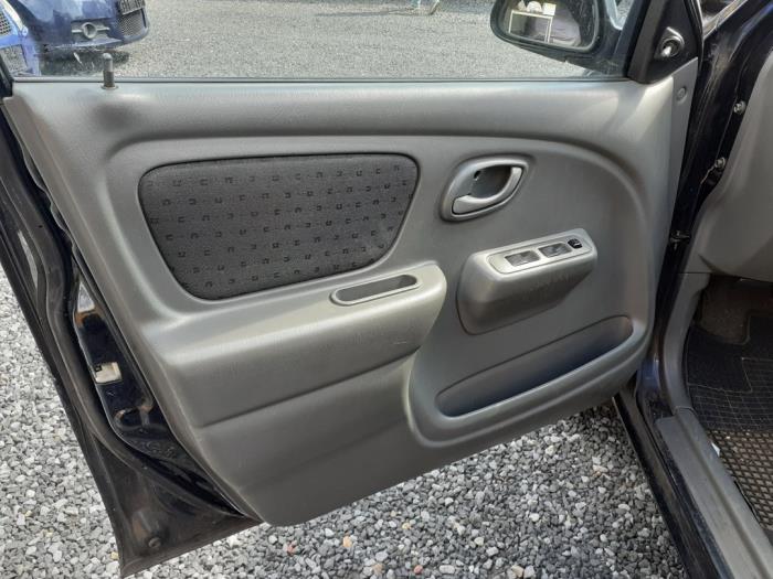 Suzuki Alto 1.1 16V Salvage vehicle (2006, Black)