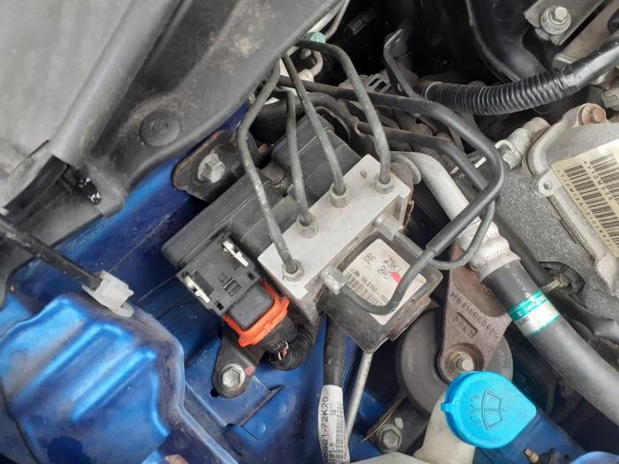 Suzuki Swift 1.3 VVT 16V Épave (2009, Bleu)
