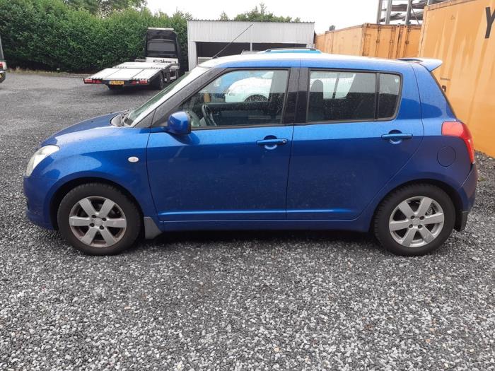 Suzuki Swift 1.3 VVT 16V Épave (2009, Bleu)