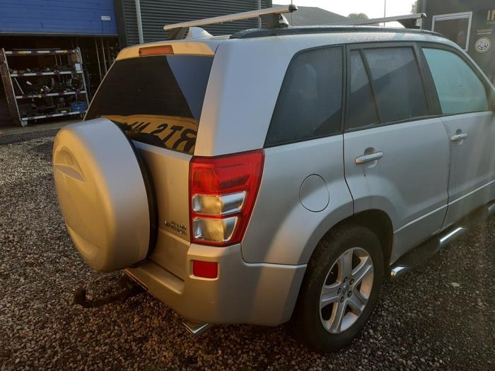 Suzuki Grand Vitara II 2.0 16V Salvage vehicle (2006)