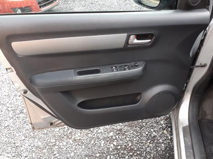 Suzuki Swift 1.3 VVT 16V Schrottauto (2005, Grau)