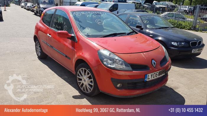 Renault Clio Iii Br Cr 1 5 Dci 85 Schrott Baujahr 06 Farbe Rot Proxyparts De