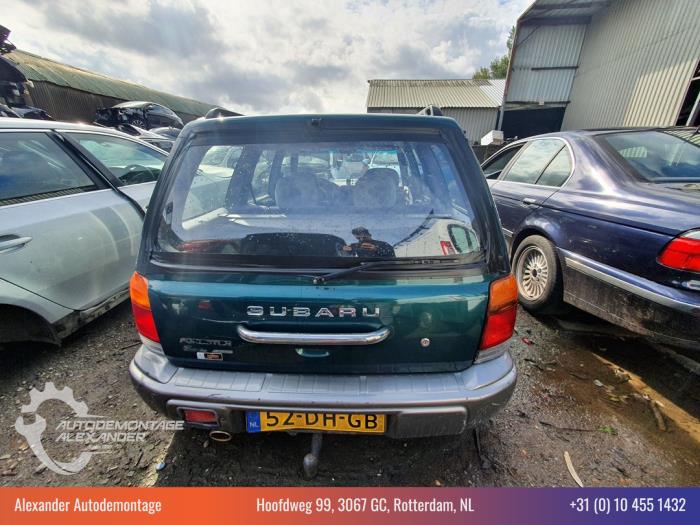 Subaru Forester 2.0 16V S-Turbo Salvage vehicle (1999, Green)