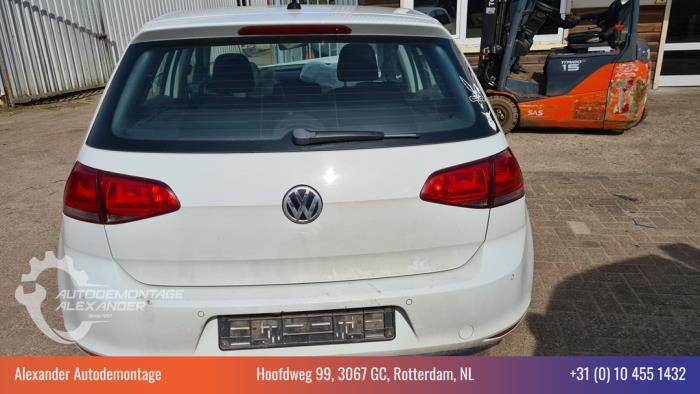 Volkswagen Golf VII 1.6 TDI 16V Schrottauto (2014, Metallic, Weiß)