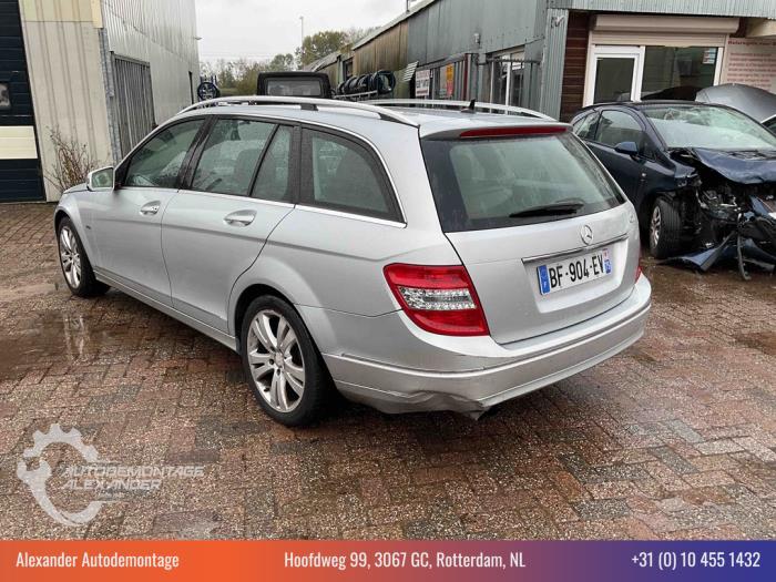Mercedes C Estate 2.2 C-200 CDI 16V BlueEFFICIENCY Épave (2010, Gris)