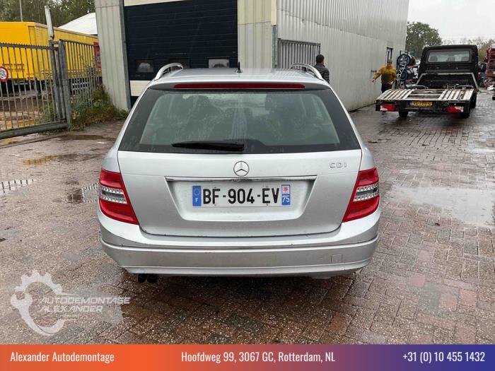 Mercedes C Estate 2.2 C-200 CDI 16V BlueEFFICIENCY Épave (2010, Gris)