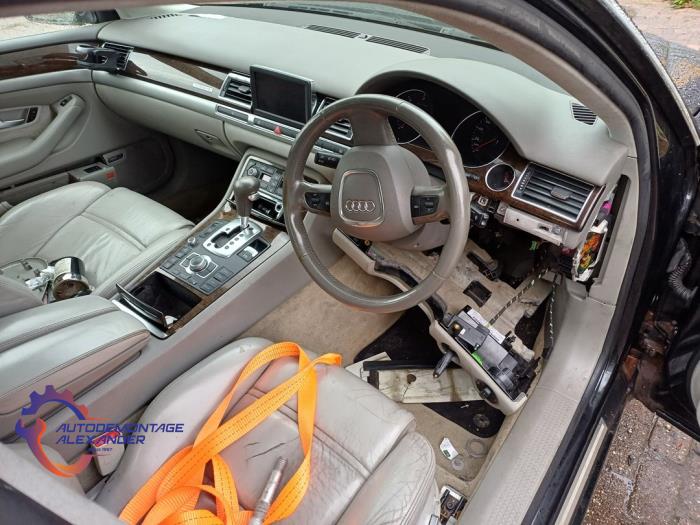 Audi A8 3.0 TDI V6 24V Quattro Épave (2007, Noir)