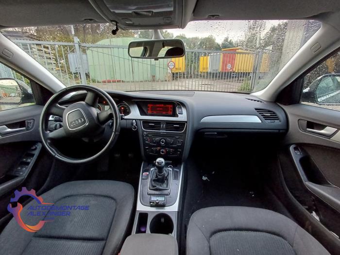 Audi A4 1.8 TFSI 16V Samochód złomowany (2008, Czarny)