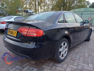 Audi A4 1.8 TFSI 16V Samochód złomowany (2008, Czarny)