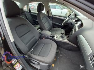 Audi A4 1.8 TFSI 16V Samochód złomowany (2008, Czarny)