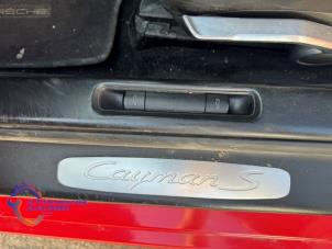 Porsche Cayman 3.4 S 24V Épave (2008, Rouge)