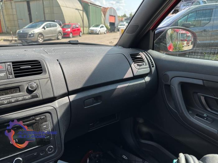 Skoda Fabia II 1.6 TDI 16V 105 Vehículo de desguace (2013, Rojo)