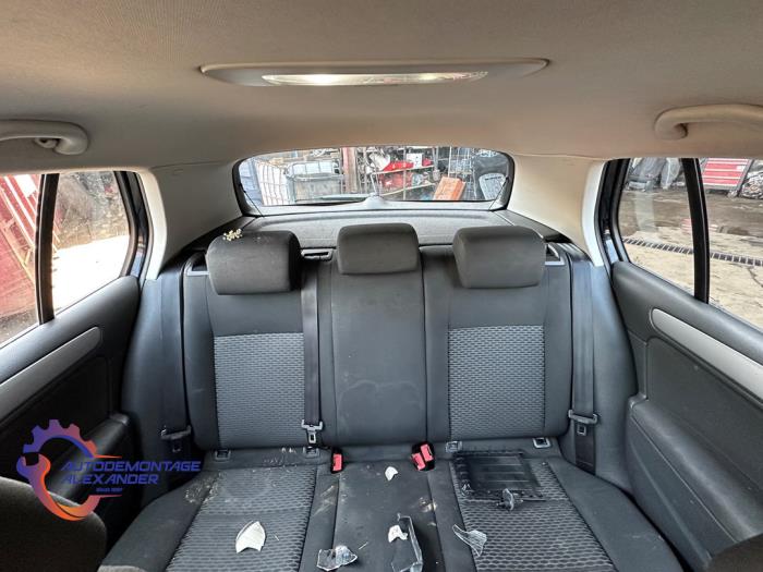 Volkswagen Golf VI 1.6 TDI 16V Skrotfordon (2011, ZWART)