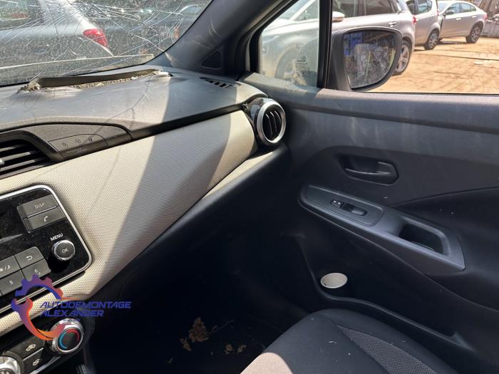 Nissan Micra 1.0 12V Épave (2017, Blanc)