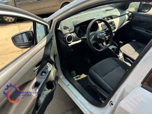 Nissan Micra 1.0 12V Épave (2017, Blanc)