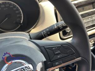 Nissan Micra 1.0 12V Épave (2017, Blanc)