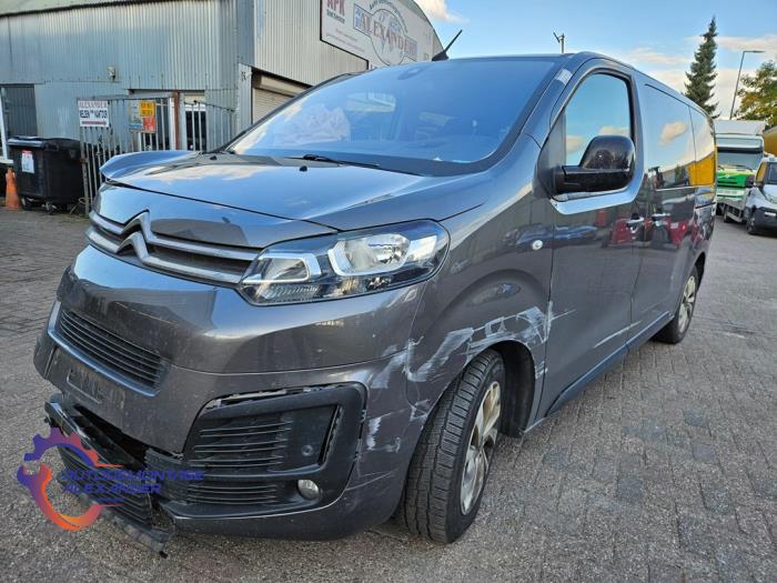 Citroen SpaceTourer 2.0 Blue HDI 150 Épave (2018, Gris)