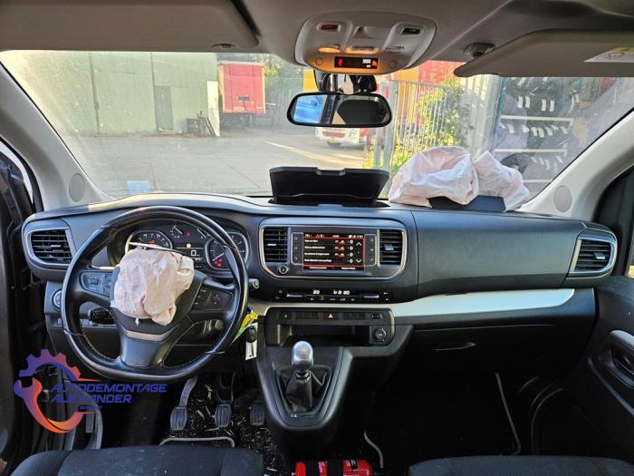 Citroen SpaceTourer 2.0 Blue HDI 150 Épave (2018, Gris)