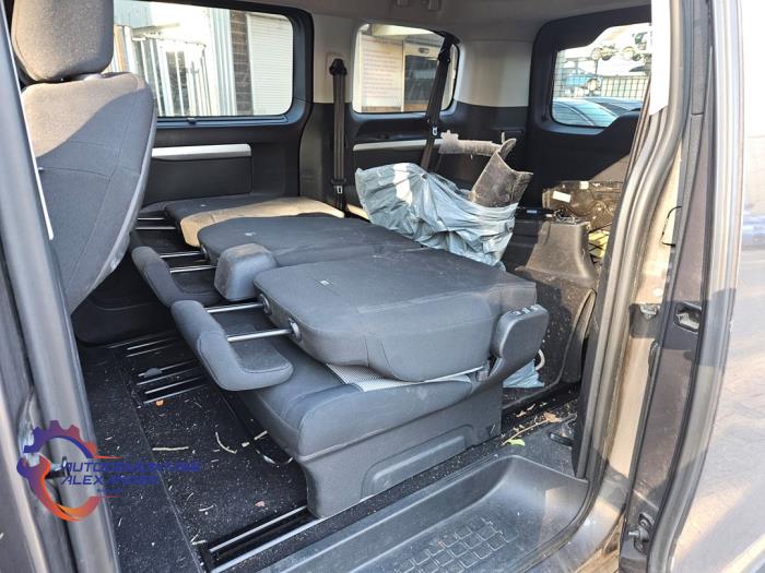 Citroen SpaceTourer 2.0 Blue HDI 150 Épave (2018, Gris)