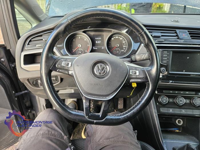 Volkswagen Touran 1.6 TDI SCR BlueMotion Technology Salvage vehicle (2017, Gray)