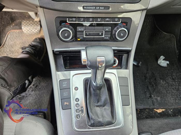 Volkswagen Passat 1.4 TSI 16V Salvage vehicle (2010, Silver)